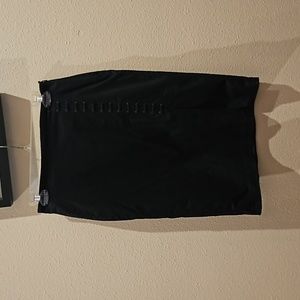 Pencil skirt side opening